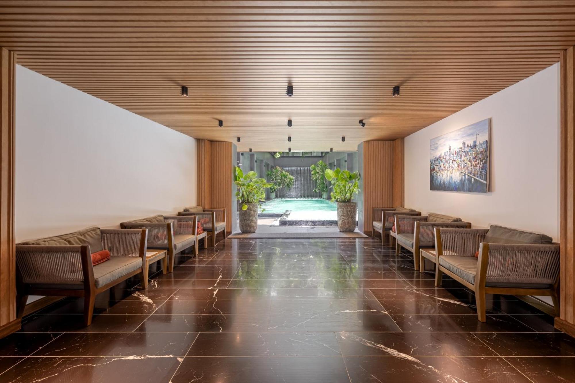 La Siesta Classic Hang Thung Hanoi Buitenkant foto The lobby of the hotel